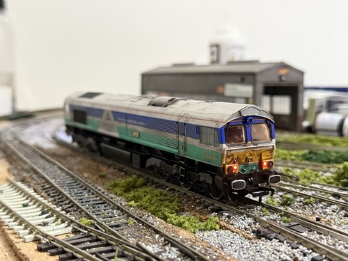 Bachmann class 738 66711 - 66, 32-738