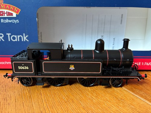 Bachmann 166 yr tank - 31-166,