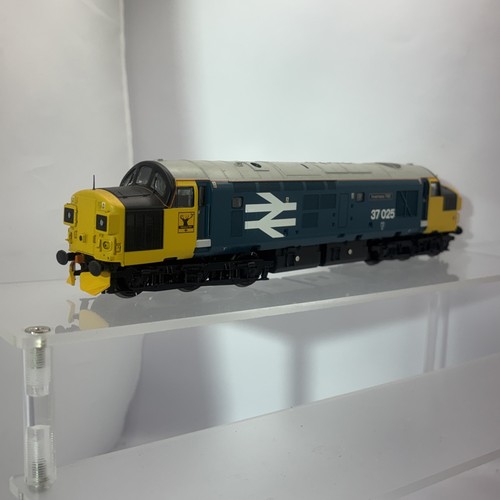 Bachmann 780rj class - bachmann, 37